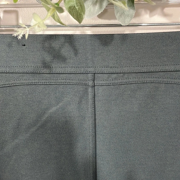 NWOT LIVERPOOL Jeans Company Stretch Ponte Pull On Pencil Skirt Dark Spruce 4 - Picture 6 of 14